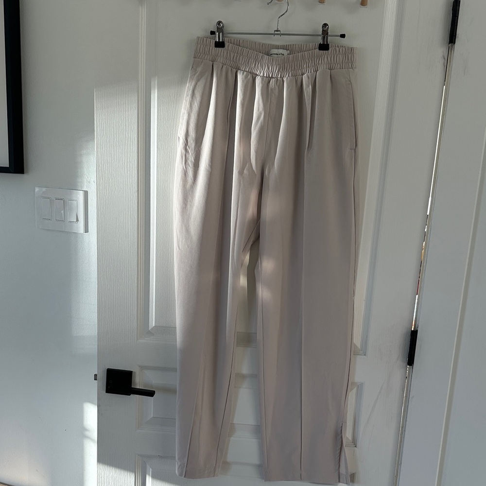Abercrombie & Fitch Women's Joggers - Cream